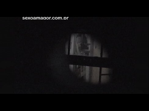 ❤️ Blondie vin an kasèt yon voyeur nan katye kache dèyè brik kre ☑ Videyo sèks nan ht.pornsos-com.ru